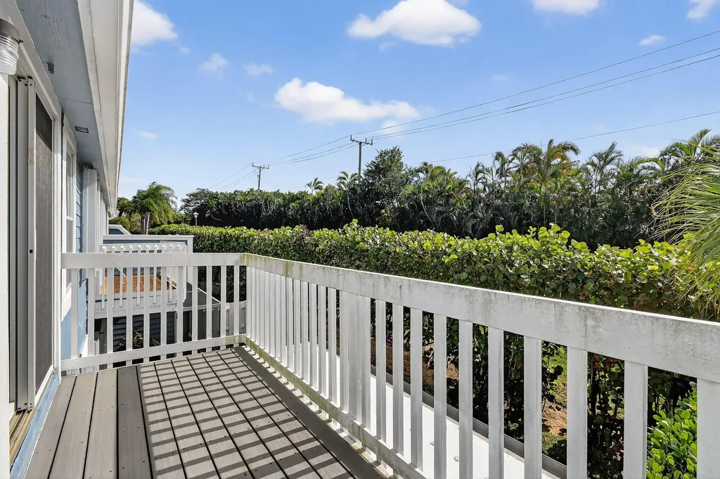 818 Ocean Dunes Circle Jupiter FL 33477