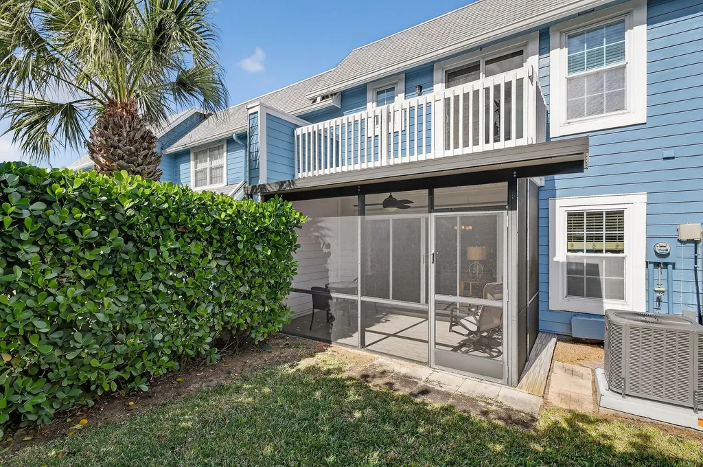 818 Ocean Dunes Circle Jupiter FL 33477