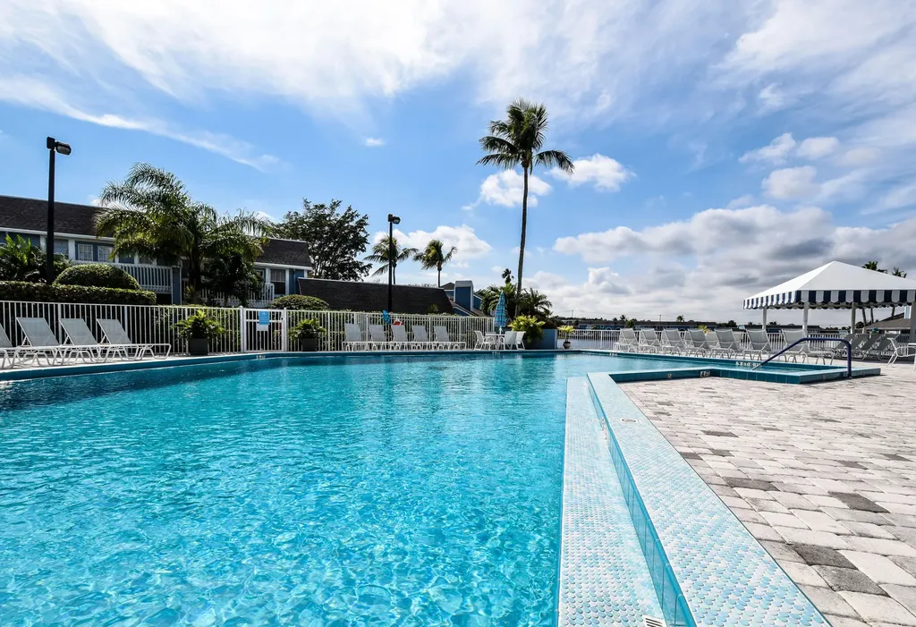 818 Ocean Dunes Circle Jupiter FL 33477