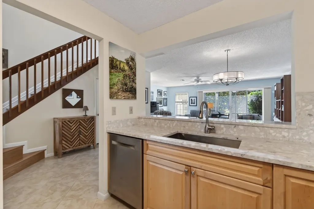 818 Ocean Dunes Circle Jupiter FL 33477