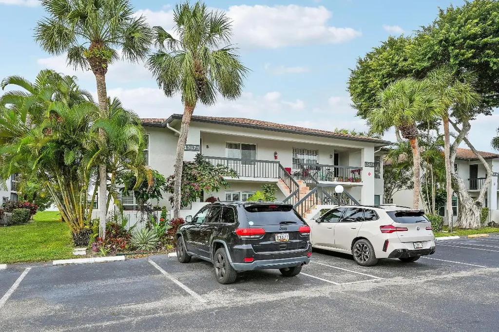 13679 Date Palm Court Delray Beach FL 33484