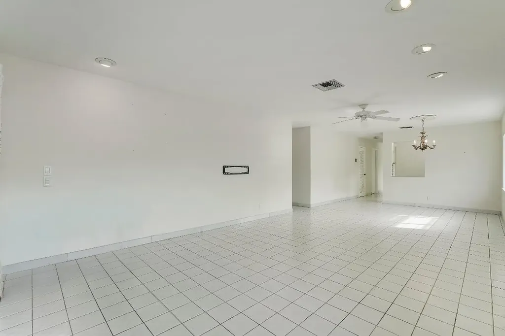 13679 Date Palm Court Delray Beach FL 33484