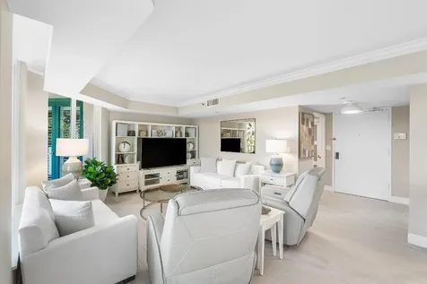 100 SE 5th Avenue Boca Raton FL 33432
