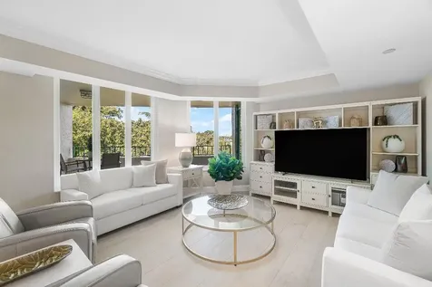 100 SE 5th Avenue Boca Raton FL 33432