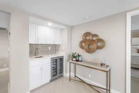 100 SE 5th Avenue Boca Raton FL 33432