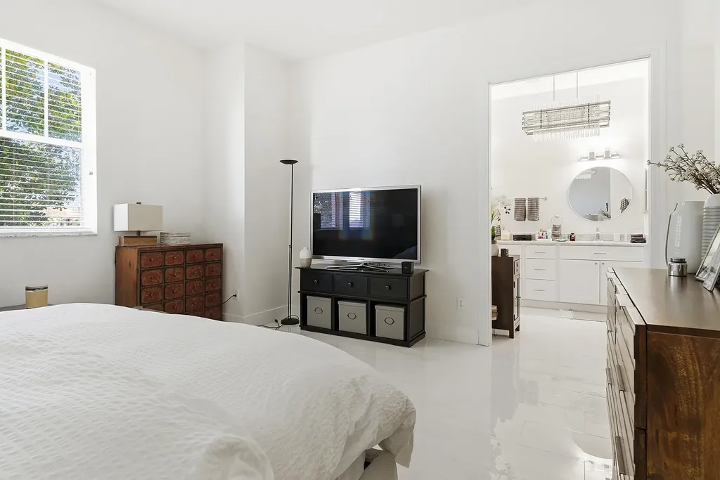 855 Marina Del Ray Lane West Palm Beach FL 33401