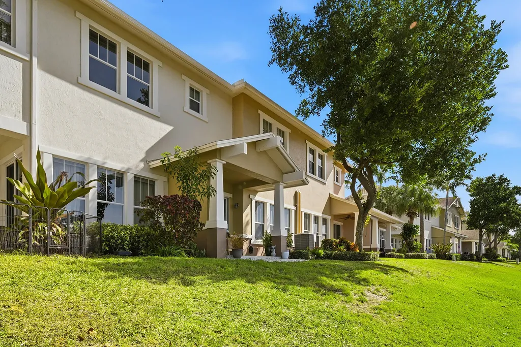 855 Marina Del Ray Lane West Palm Beach FL 33401