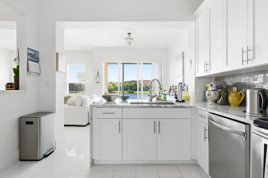 855 Marina Del Ray Lane West Palm Beach FL 33401