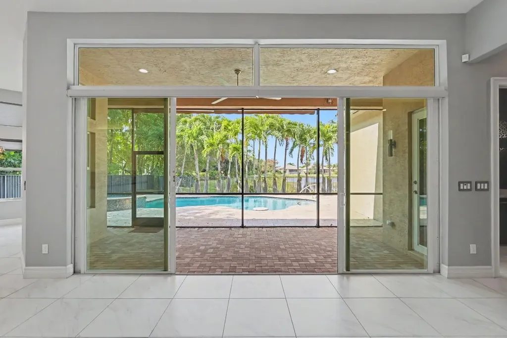 12283 Glacier Bay Drive Boynton Beach FL 33473