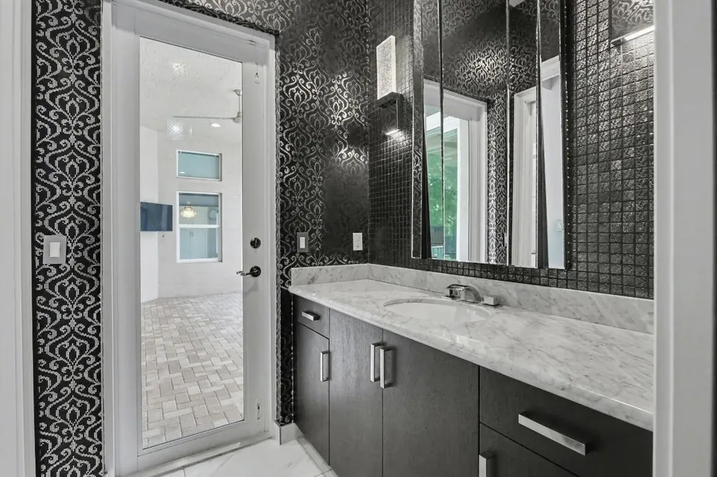 12283 Glacier Bay Drive Boynton Beach FL 33473
