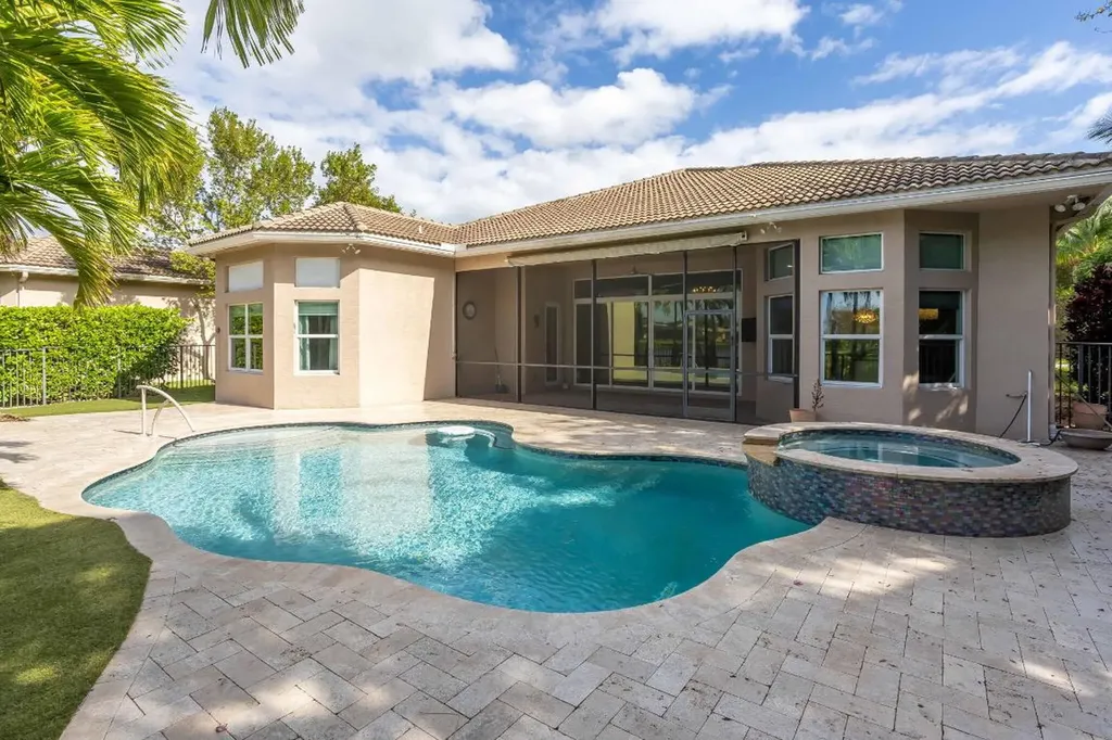 12283 Glacier Bay Drive Boynton Beach FL 33473
