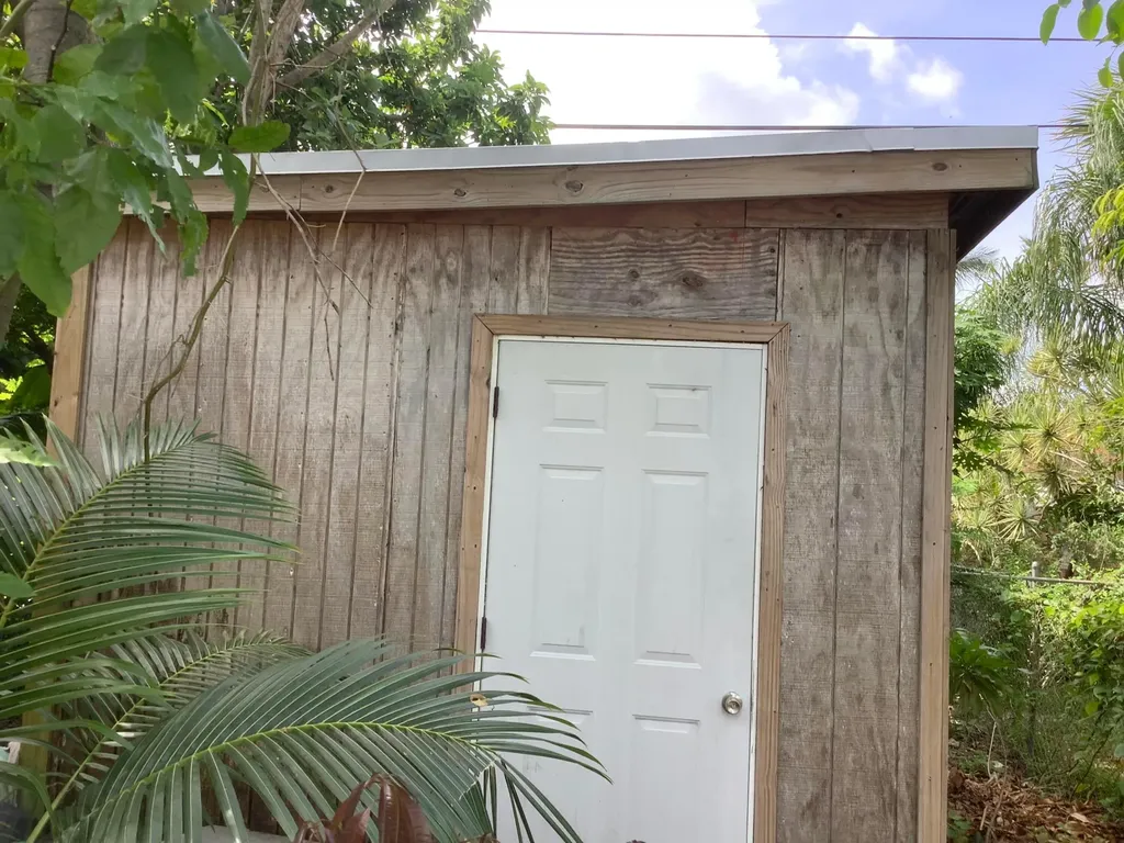 424 59th Street West Palm Beach FL 33407