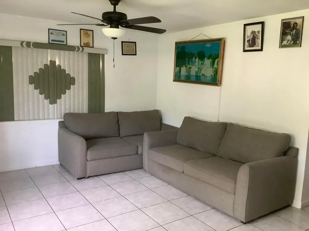 424 59th Street West Palm Beach FL 33407