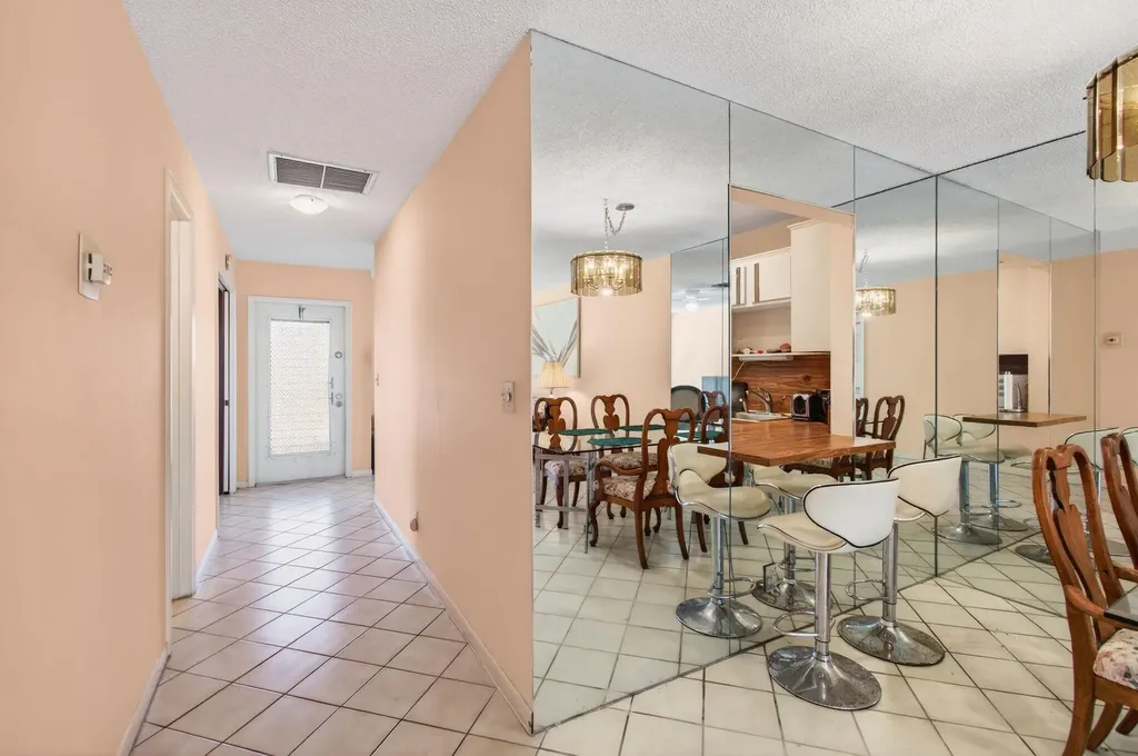 5368 Privet Place Delray Beach FL 33484