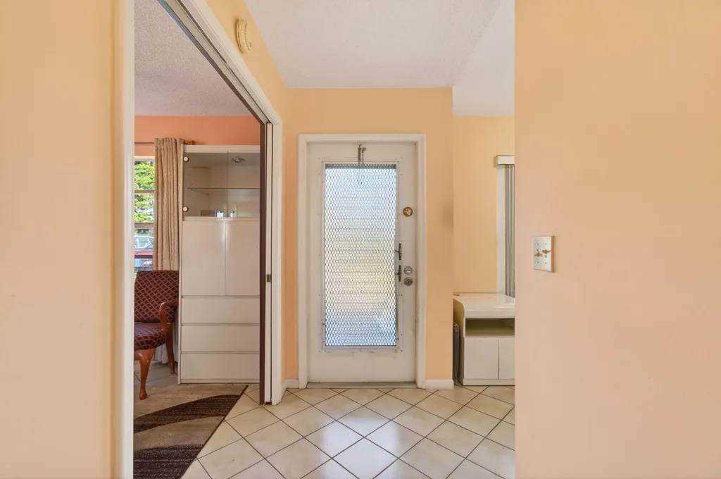 5368 Privet Place Delray Beach FL 33484