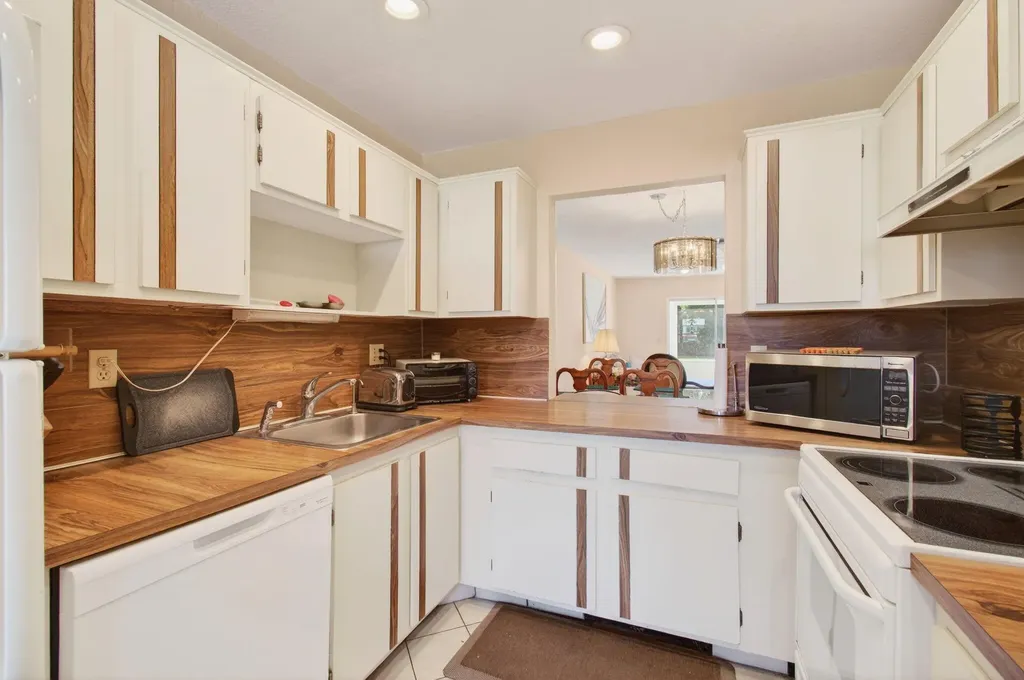 5368 Privet Place Delray Beach FL 33484