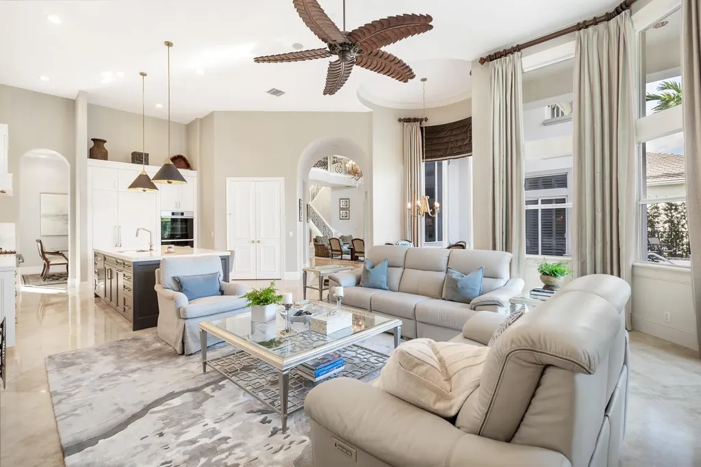 624 Hermitage Circle Palm Beach Gardens FL 33410