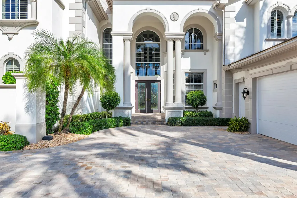 624 Hermitage Circle Palm Beach Gardens FL 33410