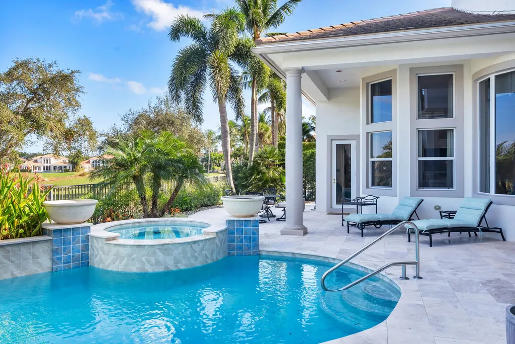 624 Hermitage Circle Palm Beach Gardens FL 33410