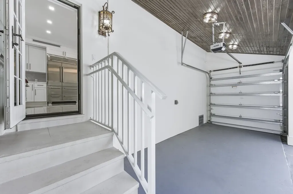 259 Oleander Avenue Palm Beach FL 33480