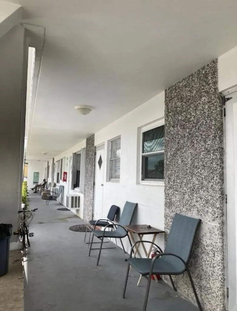 602 N H Street Lake Worth Beach FL 33460