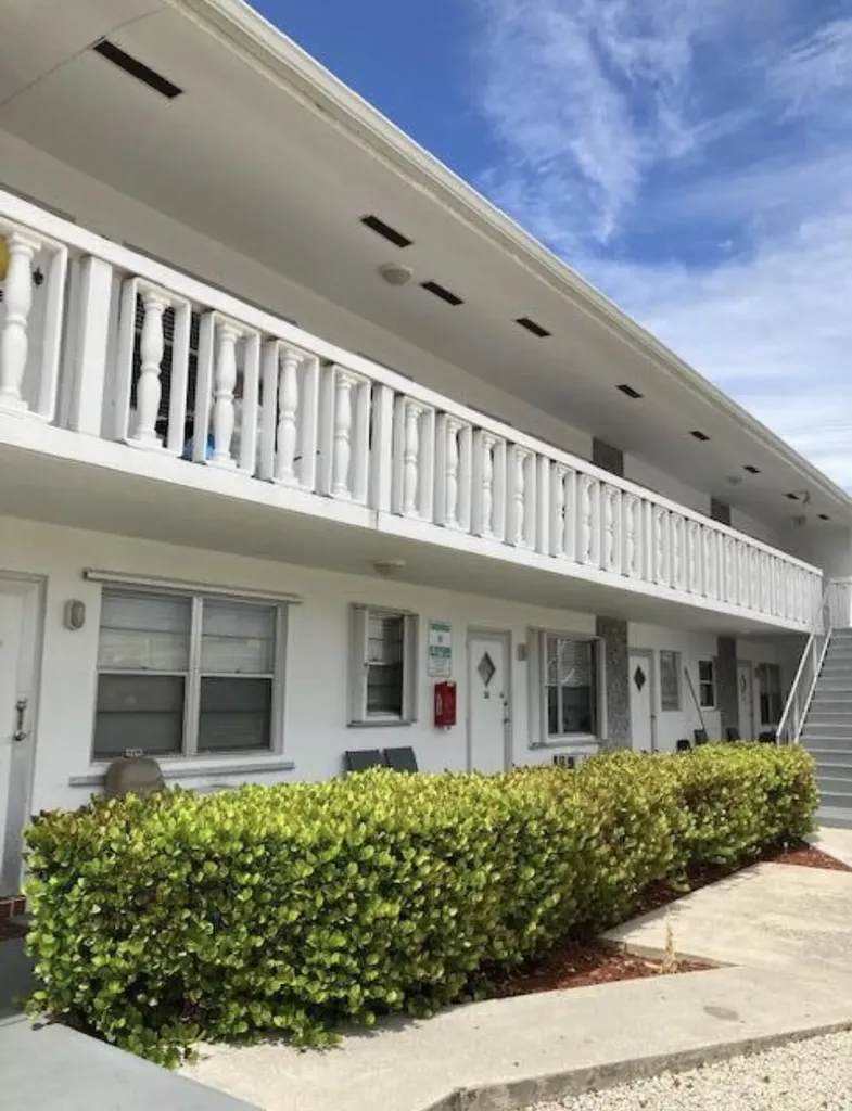 602 N H Street Lake Worth Beach FL 33460