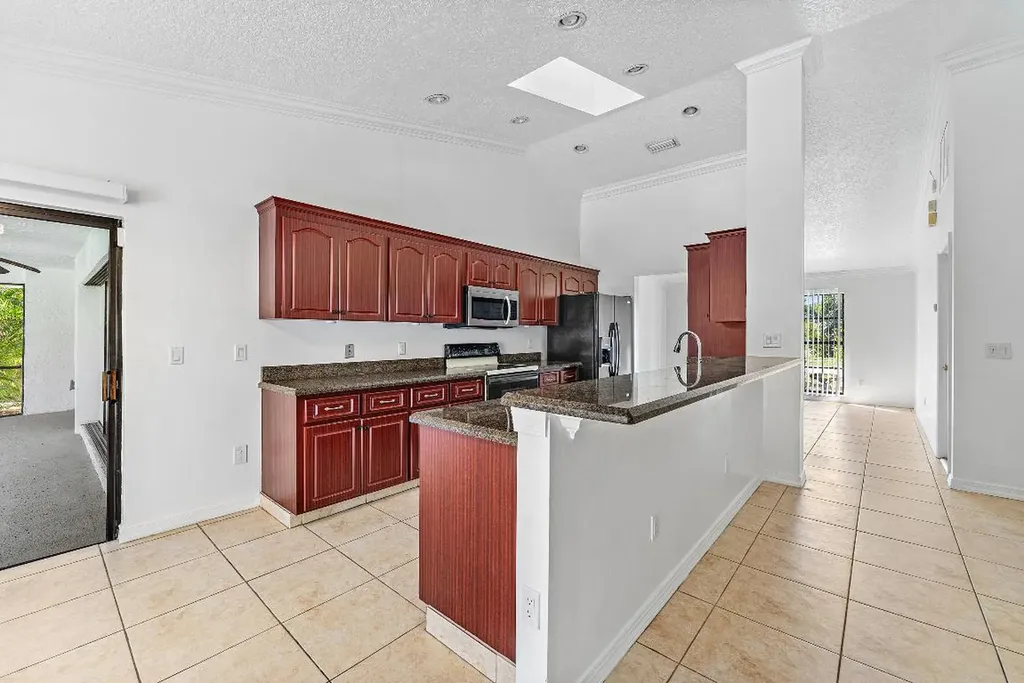2057 Amesbury Circle Wellington FL 33414