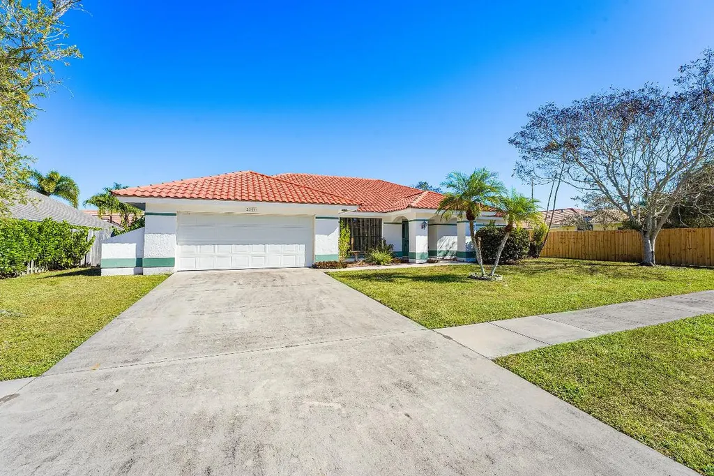 2057 Amesbury Circle Wellington FL 33414