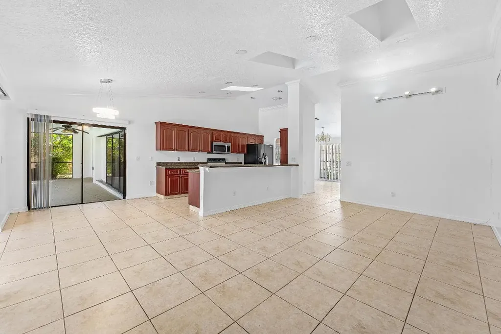 2057 Amesbury Circle Wellington FL 33414