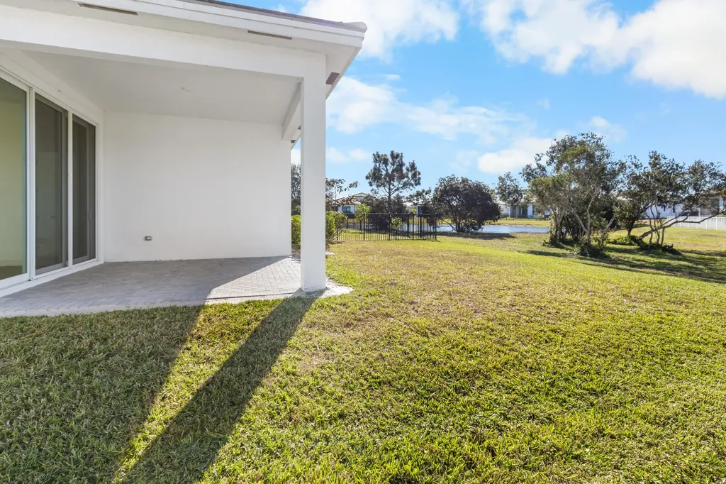 129 SE Strada Cervaro Port St Lucie FL 34952