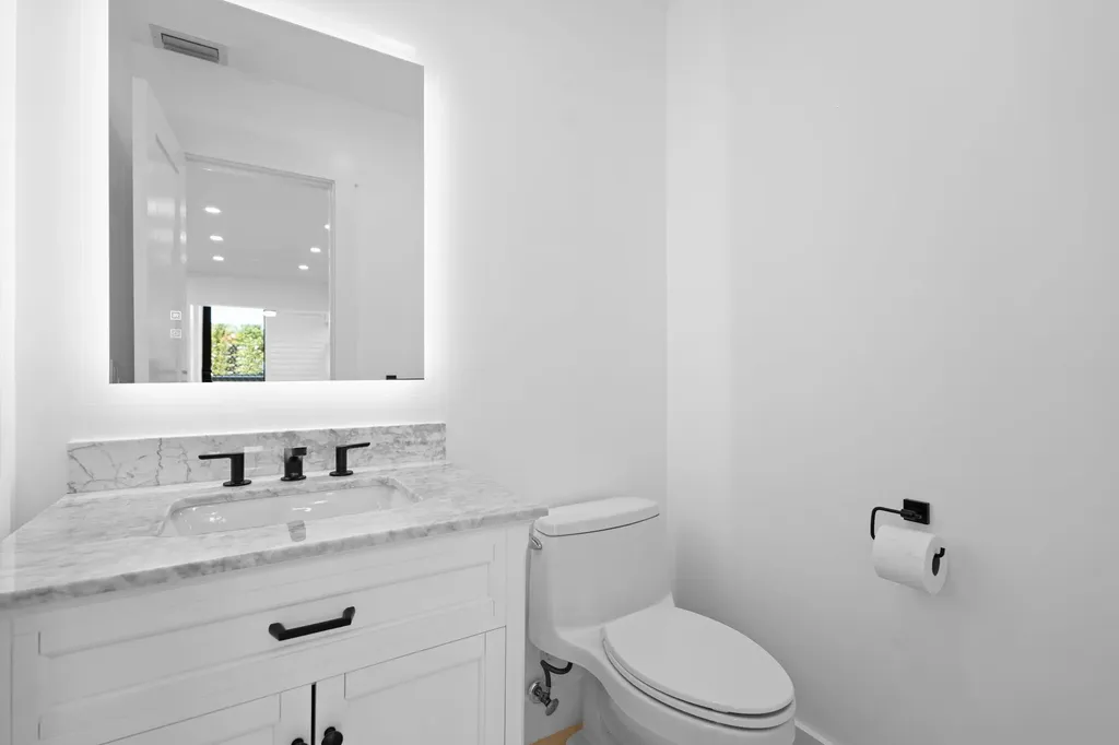 1484 Via Del Sol Jupiter FL 33477