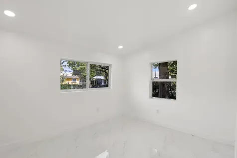 1530 NW 18th Court Fort Lauderdale FL 33311