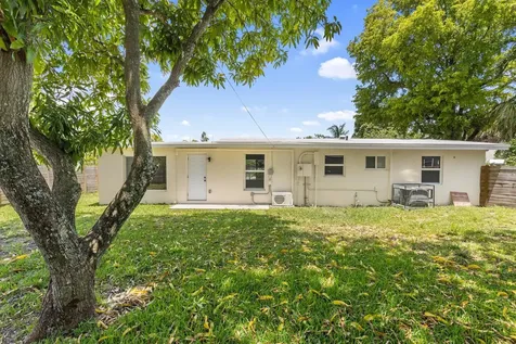 1530 NW 18th Court Fort Lauderdale FL 33311
