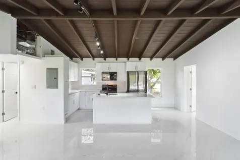 1530 NW 18th Court Fort Lauderdale FL 33311