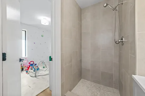 2451 NE 199th Street Miami FL 33180