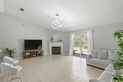 6767 Royal Leaf Lane Jacksonville FL 32244