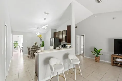 6767 Royal Leaf Lane Jacksonville FL 32244