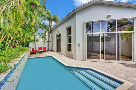 6631 NW 43rd Terrace Boca Raton FL 33496
