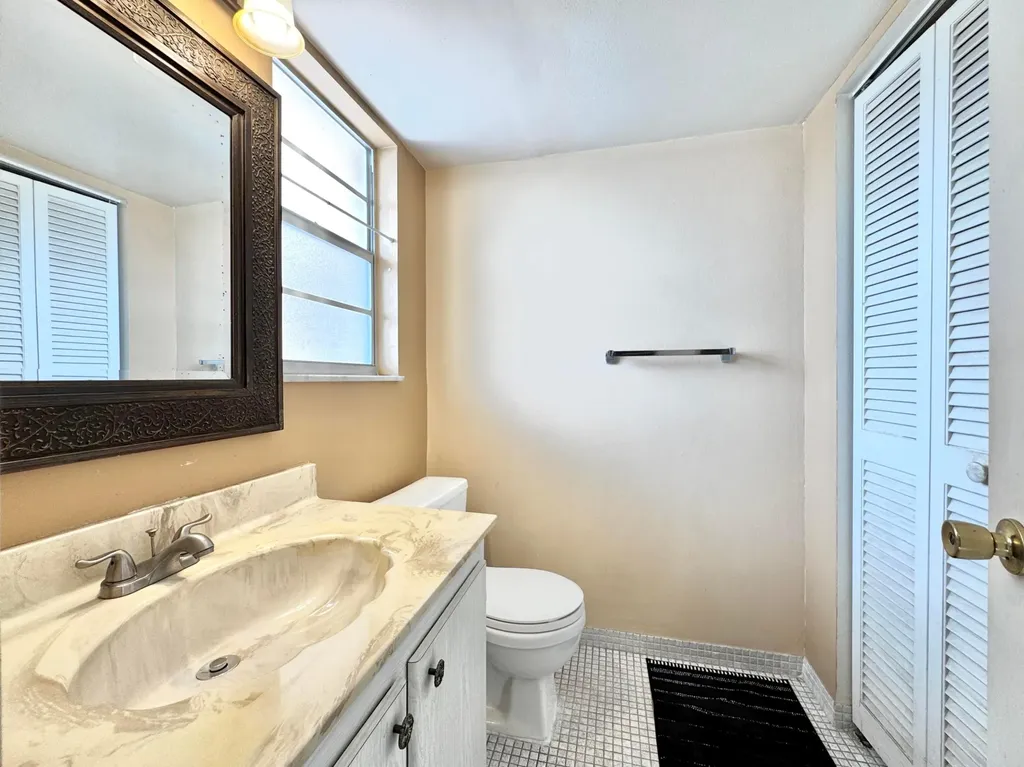 2515 NE 2nd Court Boynton Beach FL 33435