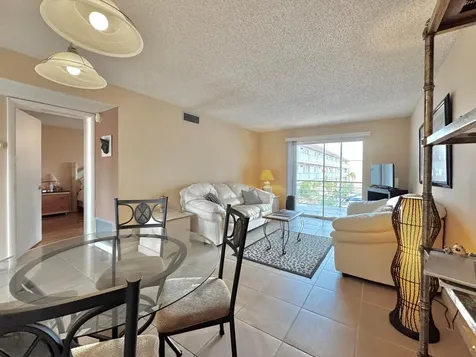 2515 NE 2nd Court Boynton Beach FL 33435