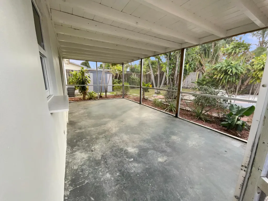 3765 NE 12th Terrace Pompano Beach FL 33064