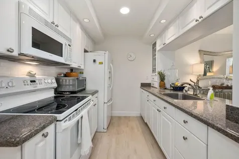 250 NE 20th Street Boca Raton FL 33431
