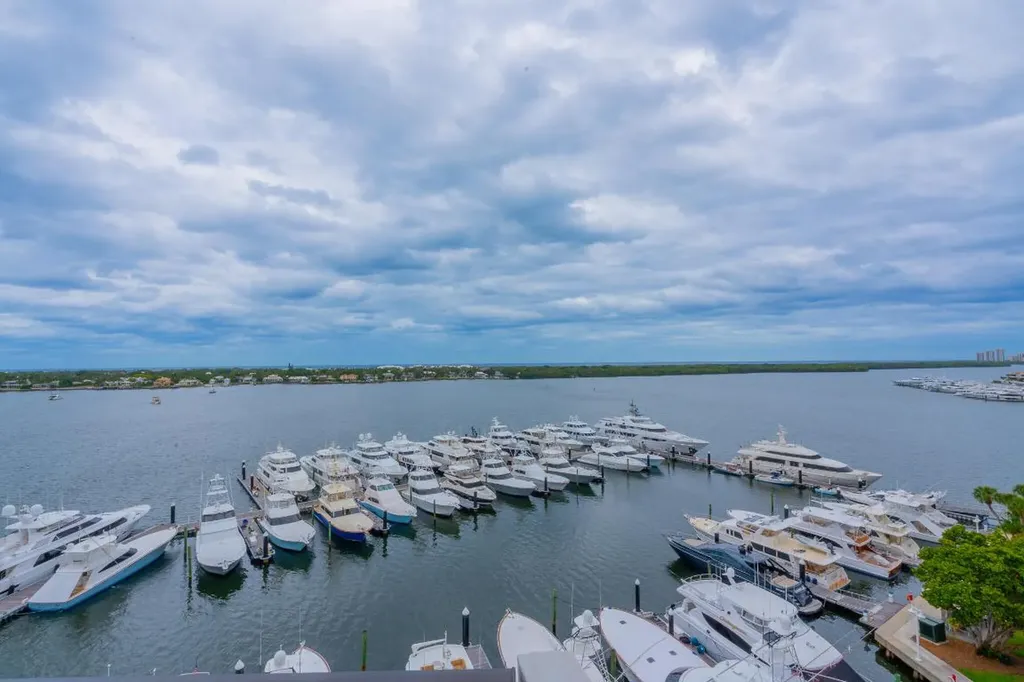 1208 Marine Way North Palm Beach FL 33408