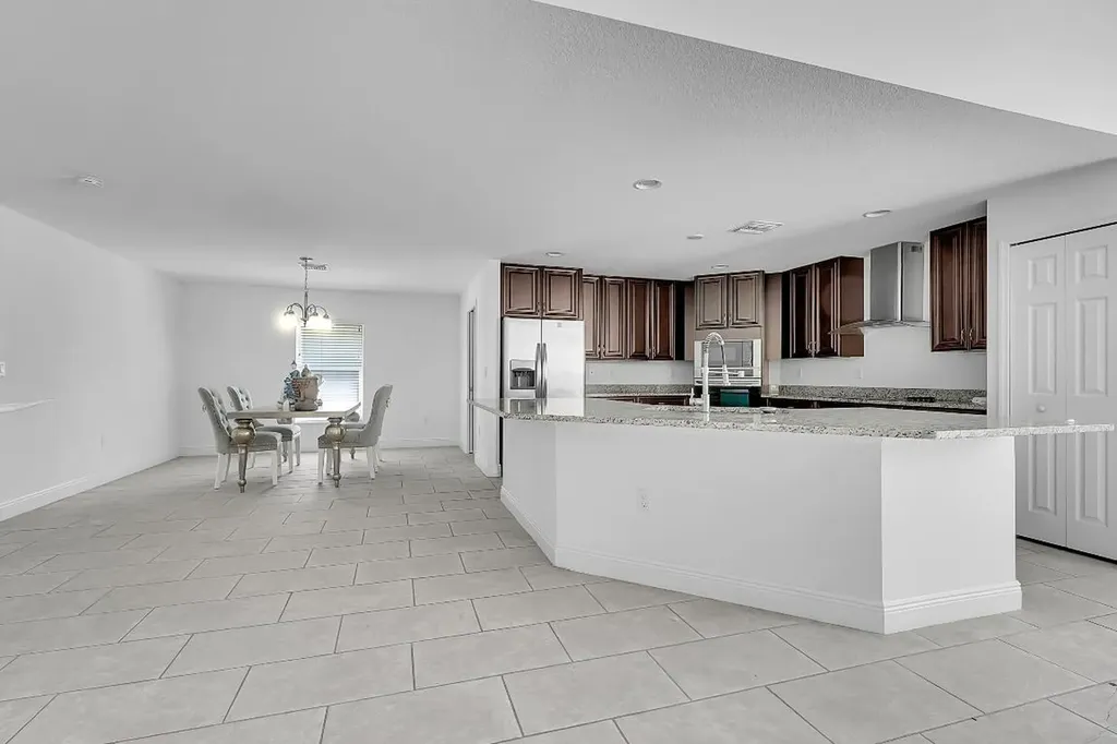 1265 SW Milan Lane Port St Lucie FL 34953