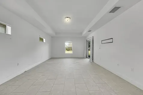 1265 SW Milan Lane Port St Lucie FL 34953