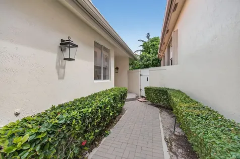 5310 NW 26th Circle Boca Raton FL 33496