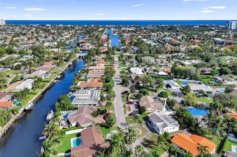 2110 NE 29th Street Lighthouse Point FL 33064