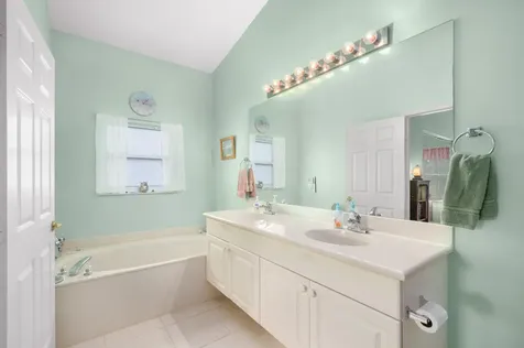 616 NW Whitfield Way Port St Lucie FL 34986