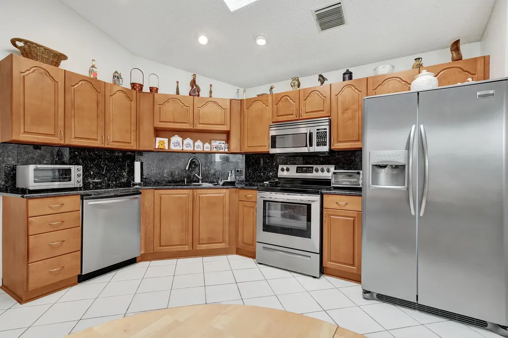 6115 Bay Isle Drive Boynton Beach FL 33437