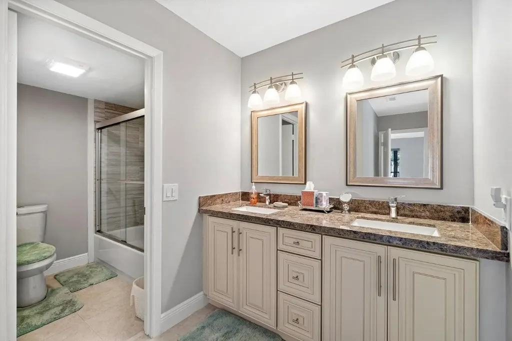21863 Arriba Real Boca Raton FL 33433